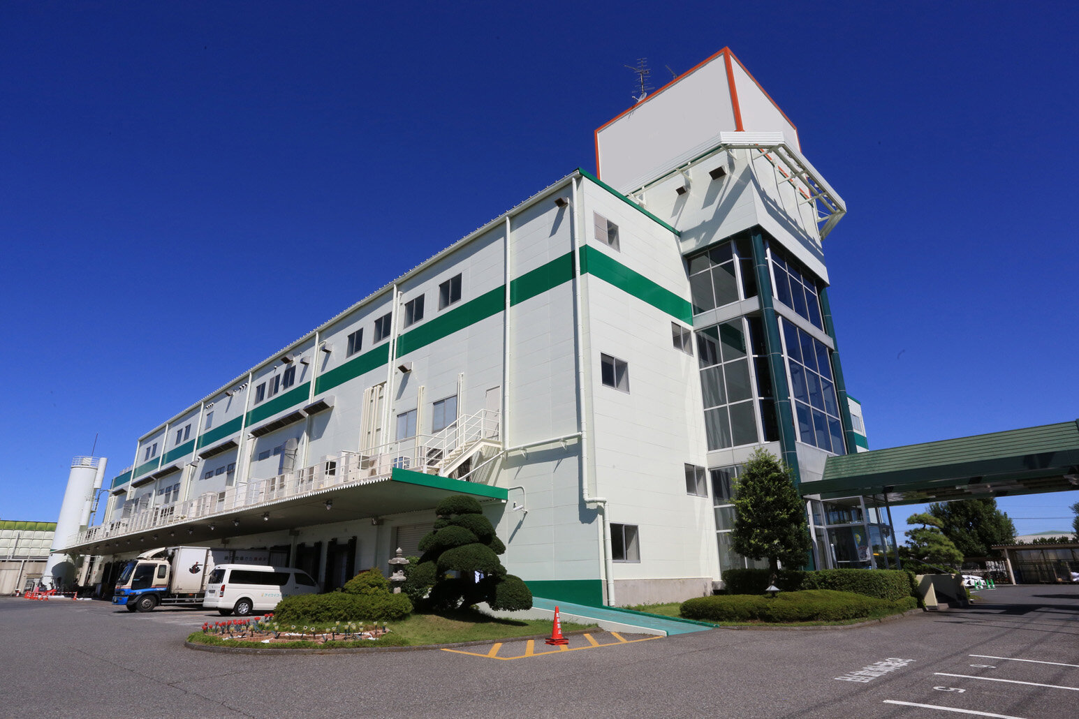 加須キッチン外観写真